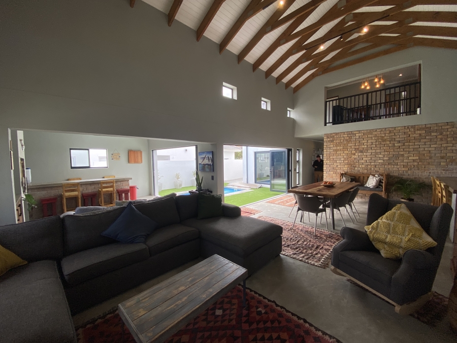 4 Bedroom Property for Sale in Shelley Point Western Cape